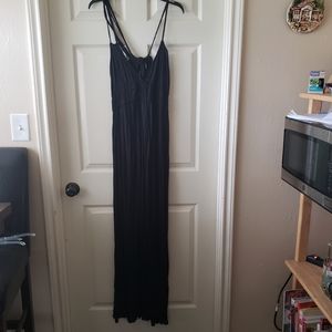 Old Navy black maxi dress. Size M